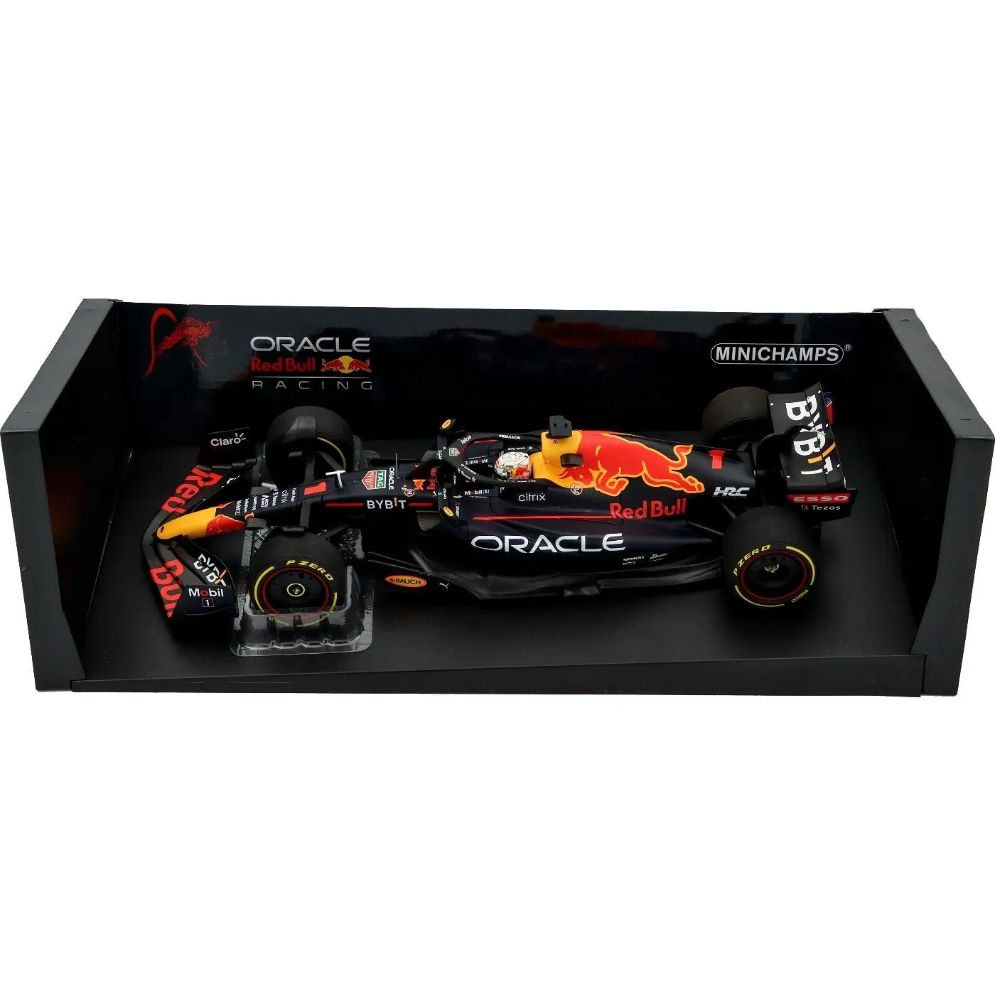 Red Bull - RB18 - Max Verstappen - Minichamps - 1:18