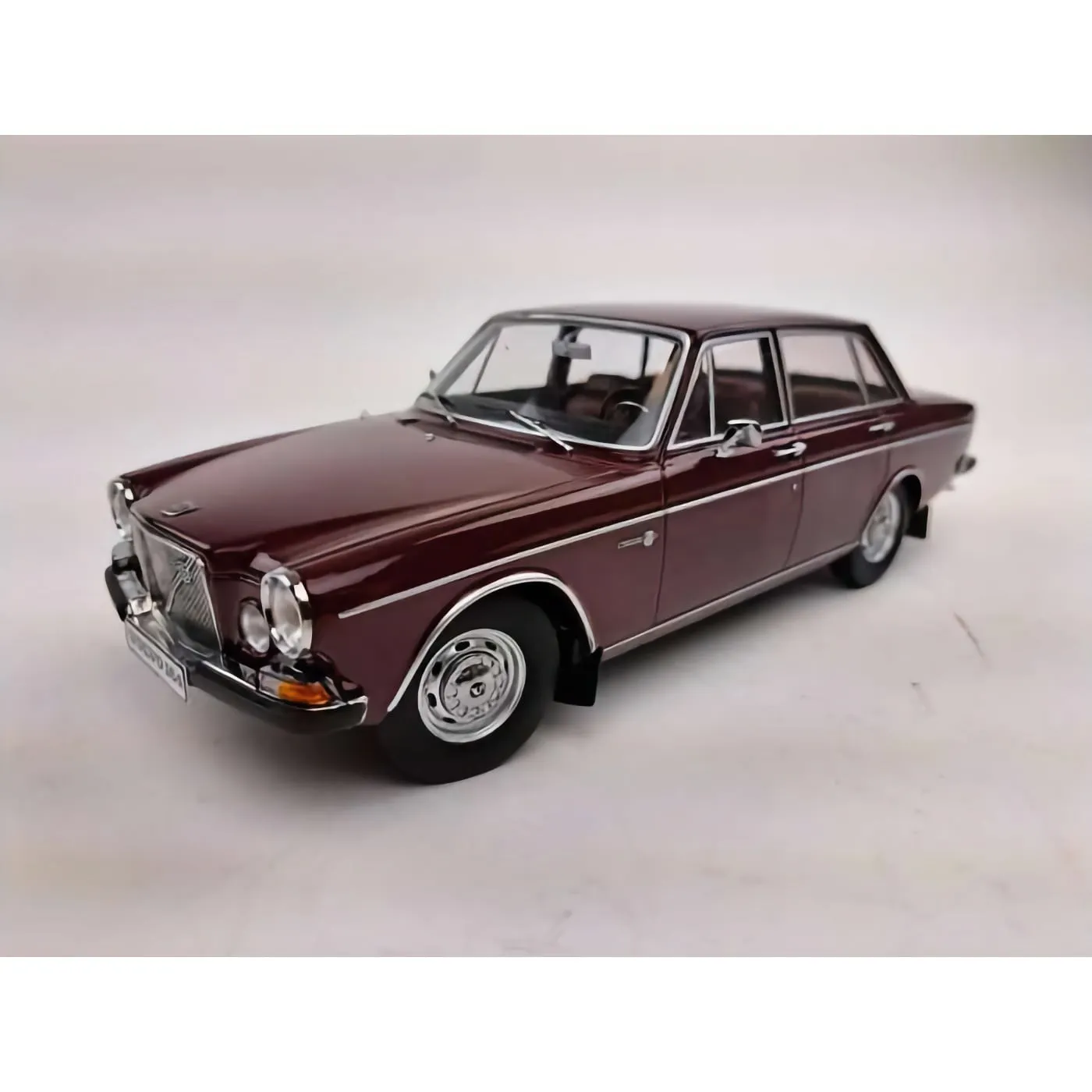 Volvo - 164 1:18